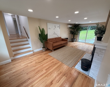 20 Hydelor Avenue - Photo Thumbnail 22