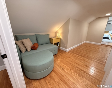 20 Hydelor Avenue - Photo Thumbnail 9