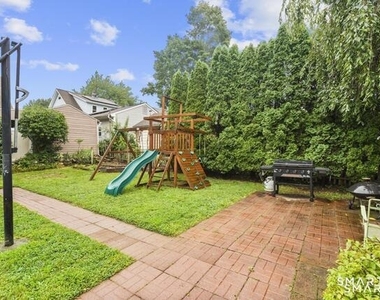 34 Glenwood Avenue - Photo Thumbnail 1