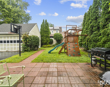 34 Glenwood Avenue - Photo Thumbnail 4