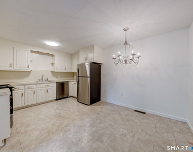 54 Oak Street - Photo Thumbnail 10