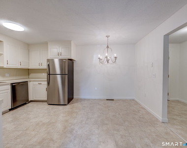 54 Oak Street - Photo Thumbnail 12
