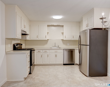 54 Oak Street - Photo Thumbnail 5