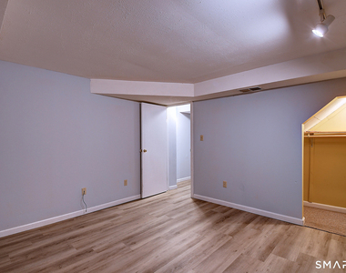 545 Cypress Road - Photo Thumbnail 29