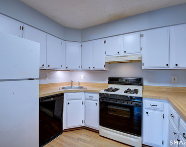 545 Cypress Road - Photo Thumbnail 7
