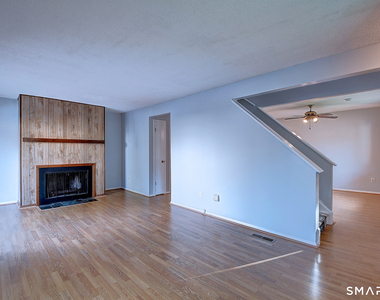 545 Cypress Road - Photo Thumbnail 4