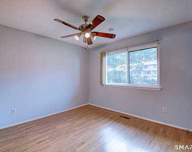 545 Cypress Road - Photo Thumbnail 9