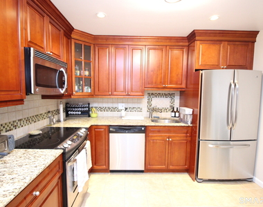 30 Maple Tree Avenue - Photo Thumbnail 6