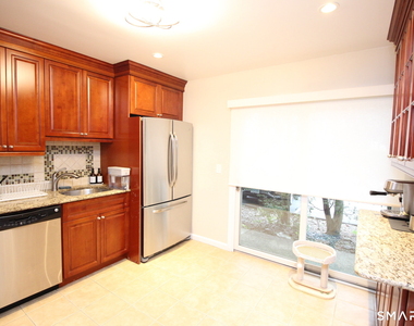 30 Maple Tree Avenue - Photo Thumbnail 5