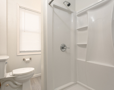 176 Thompson Street - Photo Thumbnail 19