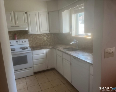 10 Macintosh Lane - Photo Thumbnail 4