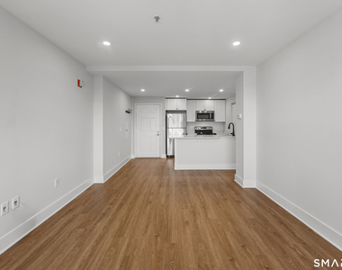 300 Broad Street - Photo Thumbnail 8