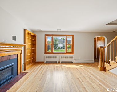 480 Higgins Road - Photo Thumbnail 2