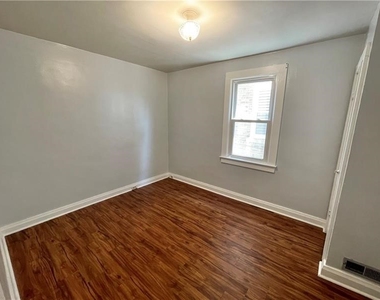214 Mcclain Ave - Photo Thumbnail 14