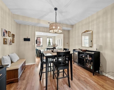 5611 Elmer Street - Photo Thumbnail 11