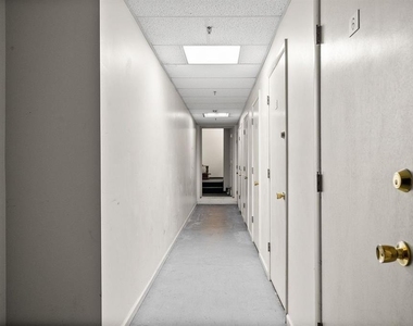 5611 Elmer Street - Photo Thumbnail 34
