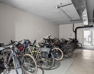 5611 Elmer Street - Photo Thumbnail 33