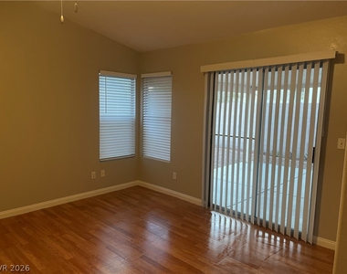 4805 White Aspen Avenue - Photo Thumbnail 10