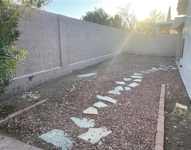 4805 White Aspen Avenue - Photo Thumbnail 32