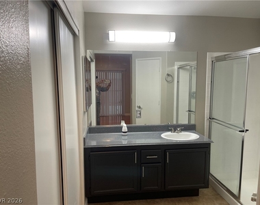 4805 White Aspen Avenue - Photo Thumbnail 11