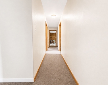 16 Highland Ave - Photo Thumbnail 11