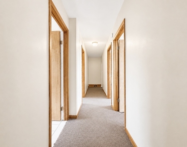 16 Highland Ave - Photo Thumbnail 8