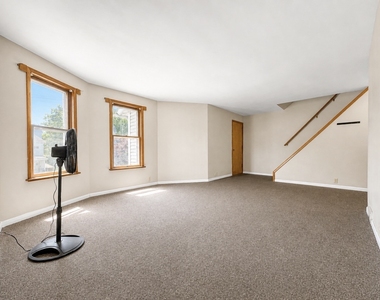 16 Highland Ave - Photo Thumbnail 13