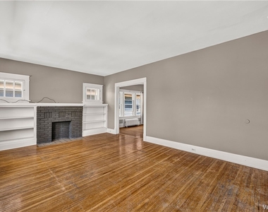 41 Crestwood Avenue - Photo Thumbnail 8
