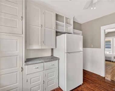 41 Crestwood Avenue - Photo Thumbnail 15