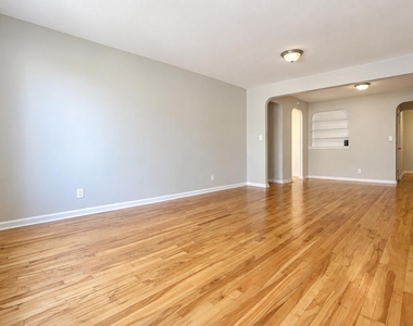 500 Kappock Street - Photo Thumbnail 4
