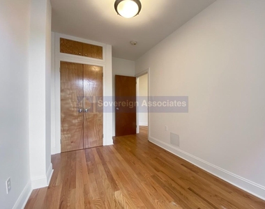 660 Fort Washington Avenue - Photo Thumbnail 6