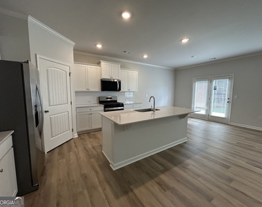 59 Lambton Place - Photo Thumbnail 5