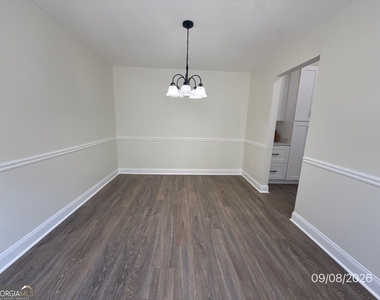 1664 Zacharys Way - Photo Thumbnail 6
