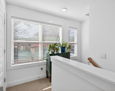 201 Marshall Street - Photo Thumbnail 20
