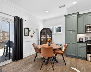 201 Marshall Street - Photo Thumbnail 12