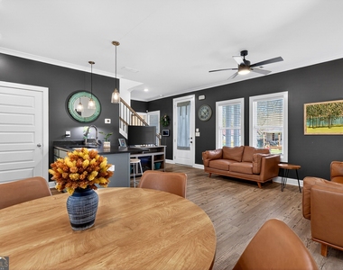 201 Marshall Street - Photo Thumbnail 16