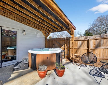 201 Marshall Street - Photo Thumbnail 25