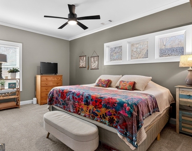 201 Marshall Street - Photo Thumbnail 18