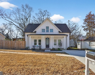 201 Marshall Street - Photo Thumbnail 4