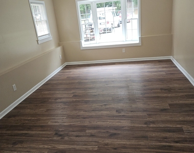 3202 Benjamin E Mays Drive Sw - Photo Thumbnail 7