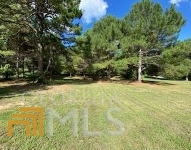 820 City Pond Road - Photo Thumbnail 2