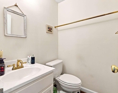 3924 Ashford Lake Court Ne - Photo Thumbnail 17
