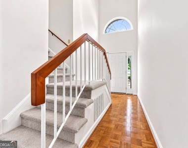 3924 Ashford Lake Court Ne - Photo Thumbnail 1