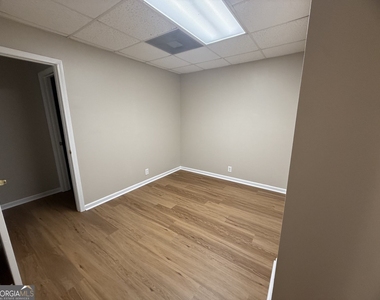 235 Turner Street - Photo Thumbnail 9