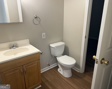 235 Turner Street - Photo Thumbnail 5