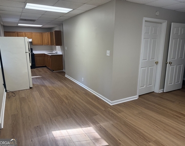 235 Turner Street - Photo Thumbnail 4