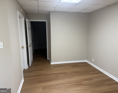 235 Turner Street - Photo Thumbnail 3