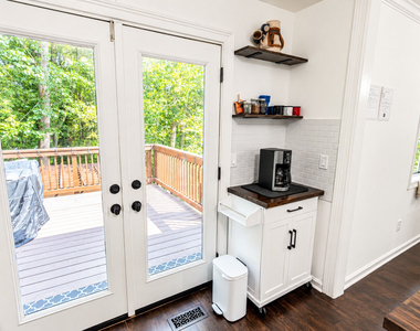 409 Fairington Lane - Photo Thumbnail 30