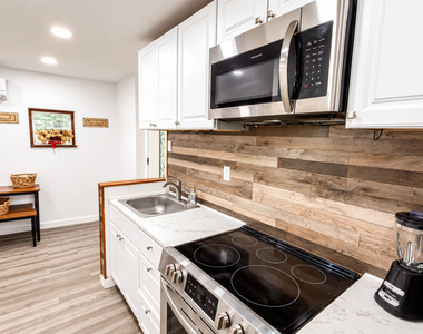 409 Fairington Lane - Photo Thumbnail 67