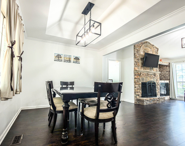 409 Fairington Lane - Photo Thumbnail 32